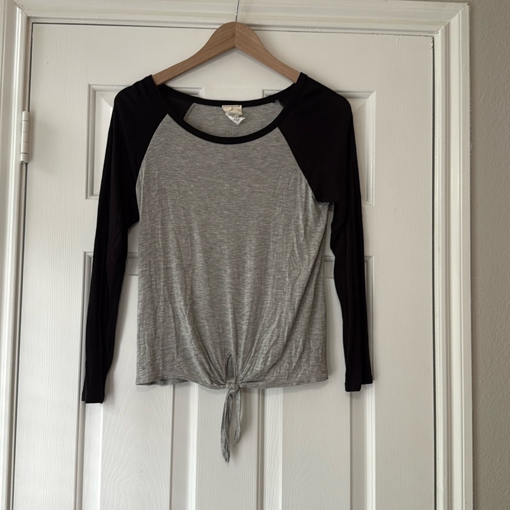 Tie-Front Long Sleeve Tee